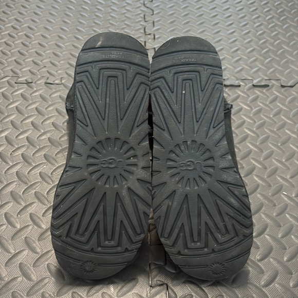 UGG Women’s Genuine Sheepskin Boots size 8 - Picture 8 of 10